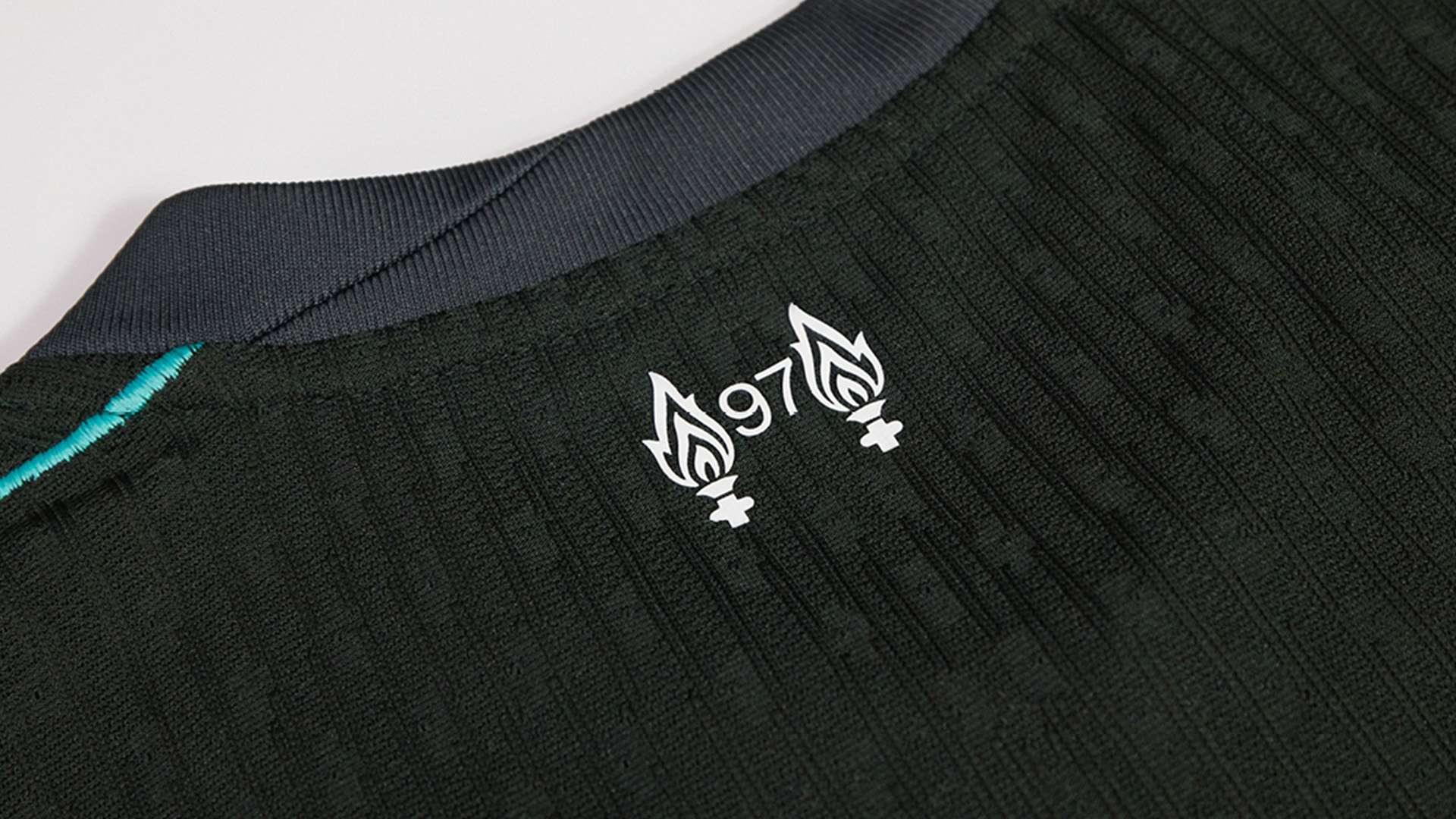 决赛中脱颖 决赛中脱颖